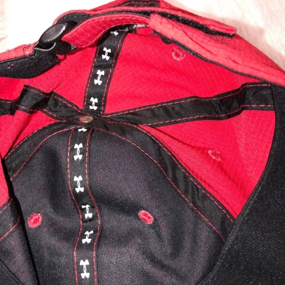 Under Armour Texas Tech red baseball hat - Picture 4 of 4